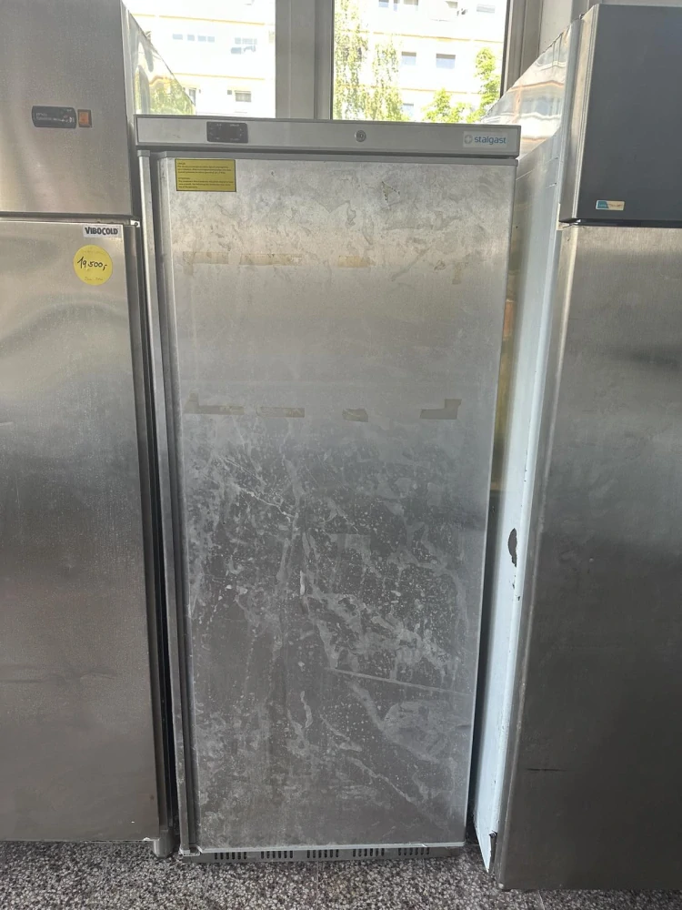 Mrazící skříň nerezová na přepravky 600 l Stalgast