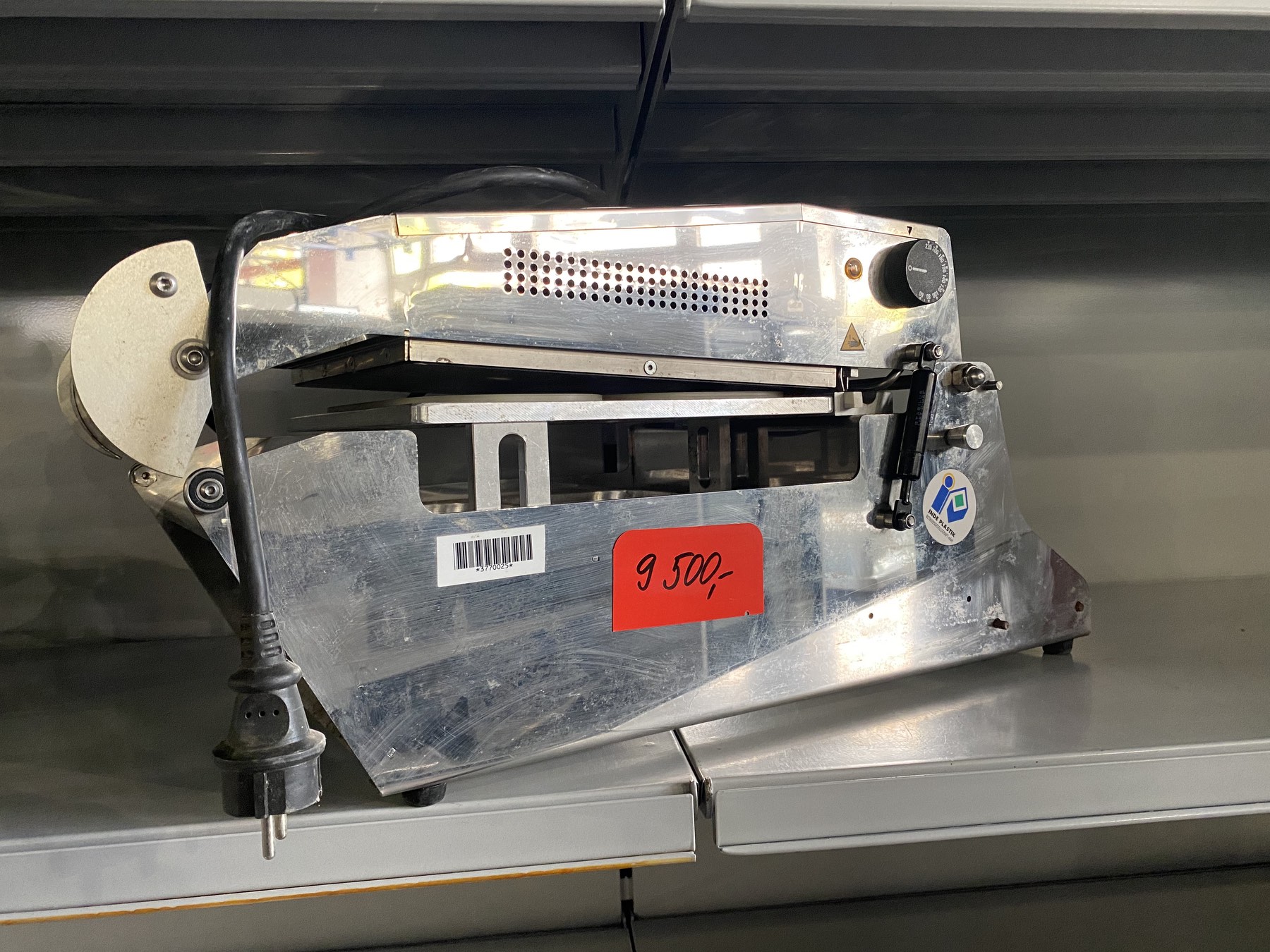 Zavařovačka SEALING MACHINE IP 245