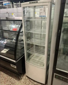 Cukrářská chladící vitrína 235 l