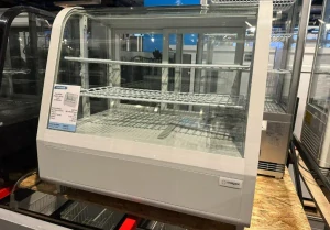 Cukrářská chladící vitrína bílá s LED osvětlením