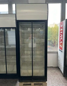 Dvoudvéřová lednice 87,5x67,5x224cm