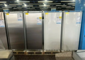 Mrazící skříň na přepravky 600 l Stalgast