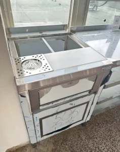 Nerezové barmanské stoly