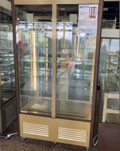 Cukrářská dortová chladící vitrína R800C Lux
