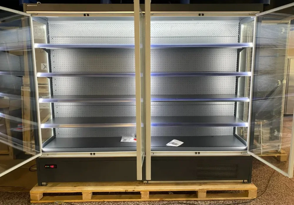 Přístěnná chladicí vitrína 2,5m, venkovní agregát