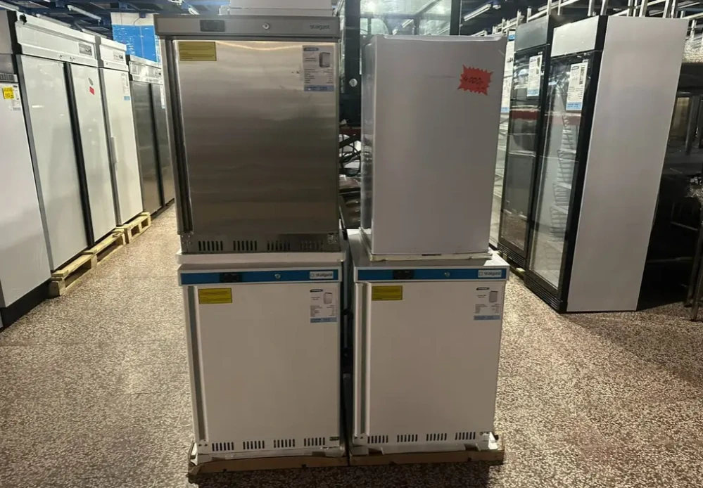 Chladící skříň bílá 129 l Stalgast