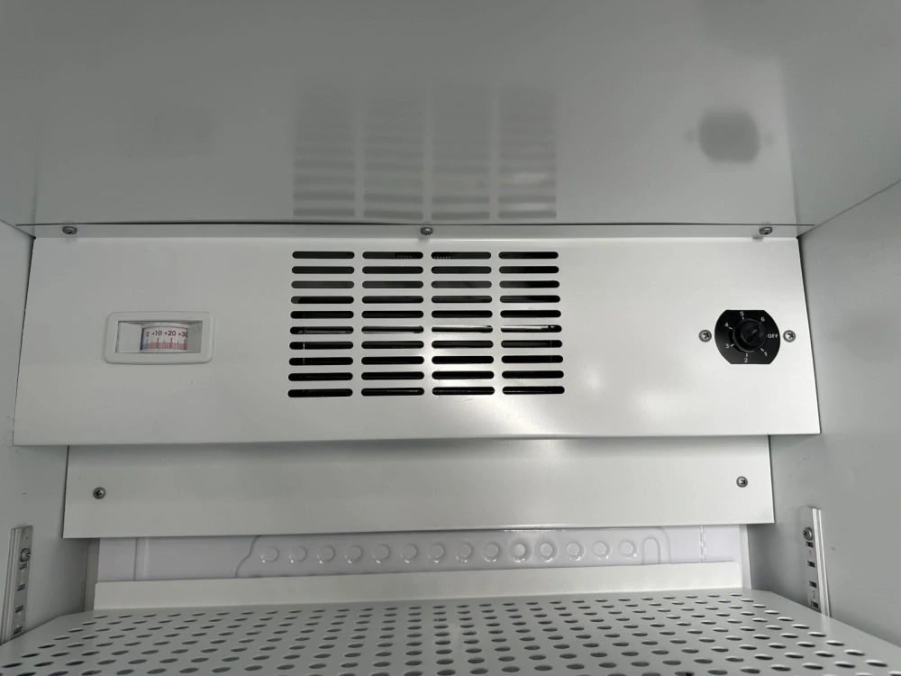 Jednodvéřová lednice Vibocold VD390 59,5x60,5x200cm