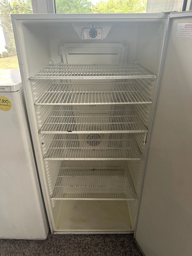 Lednice Electrolux UK 500 69x60x155cm