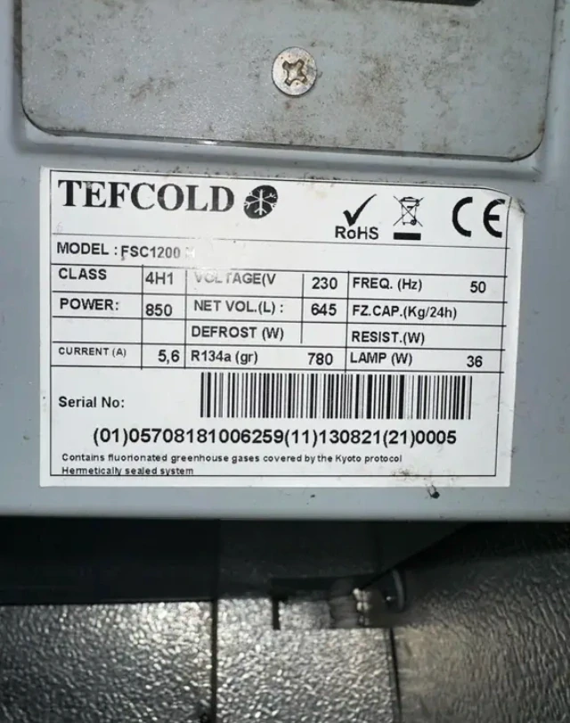 Křídlová dvoudvéřová lednice Tefcold 119x74,5x195