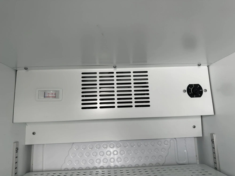 Jednodvéřová lednice Vibocold VD390 59,5x60,5x200cm
